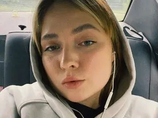 EvelynDavis webcam