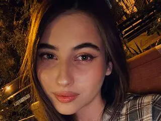LeiaFrost online