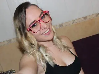 NickiTwerk toy