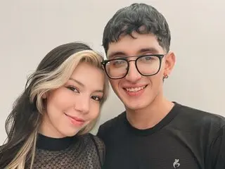 ValeriaandTomas show